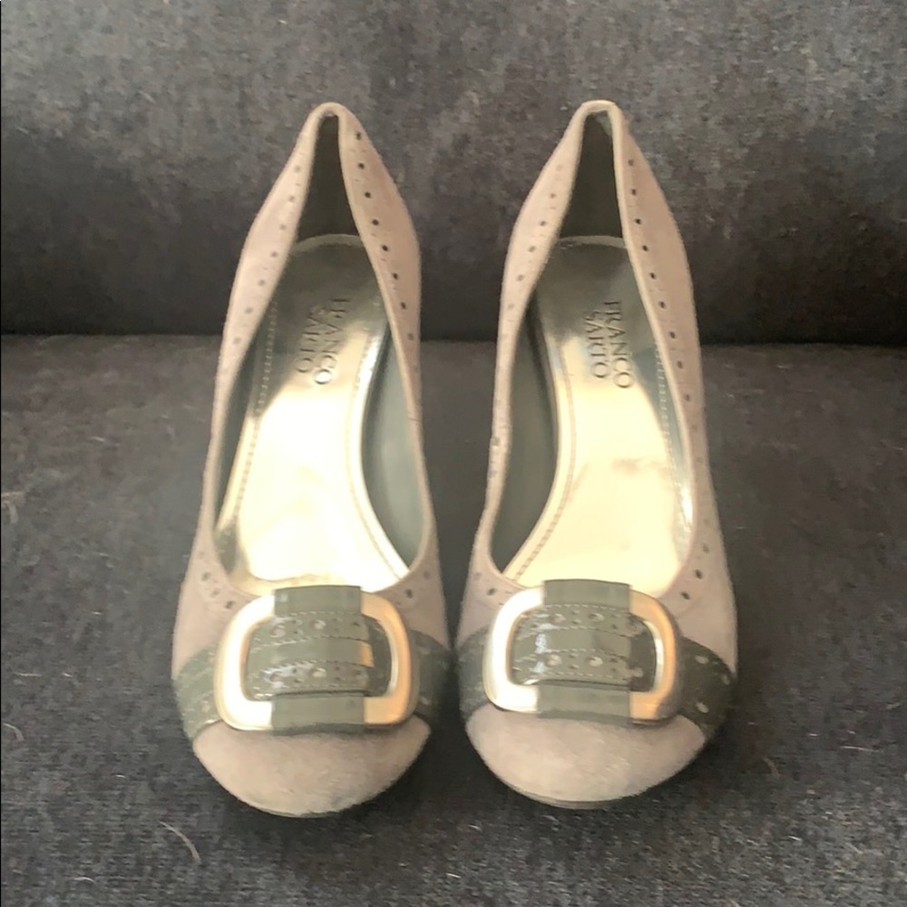 Gray Pumps - image 1